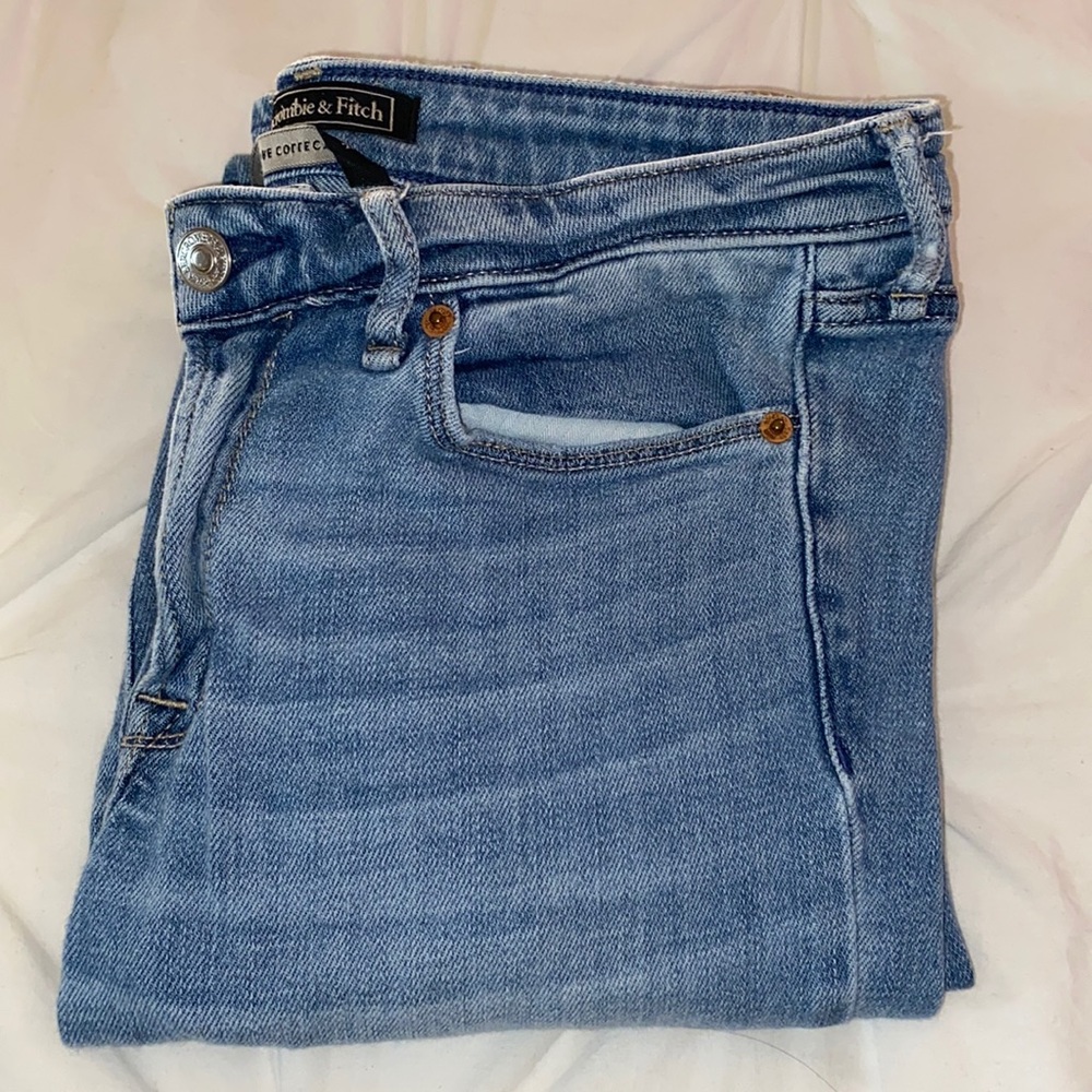 ❗️SOLD❗️ Light blue ripped skinny jeans